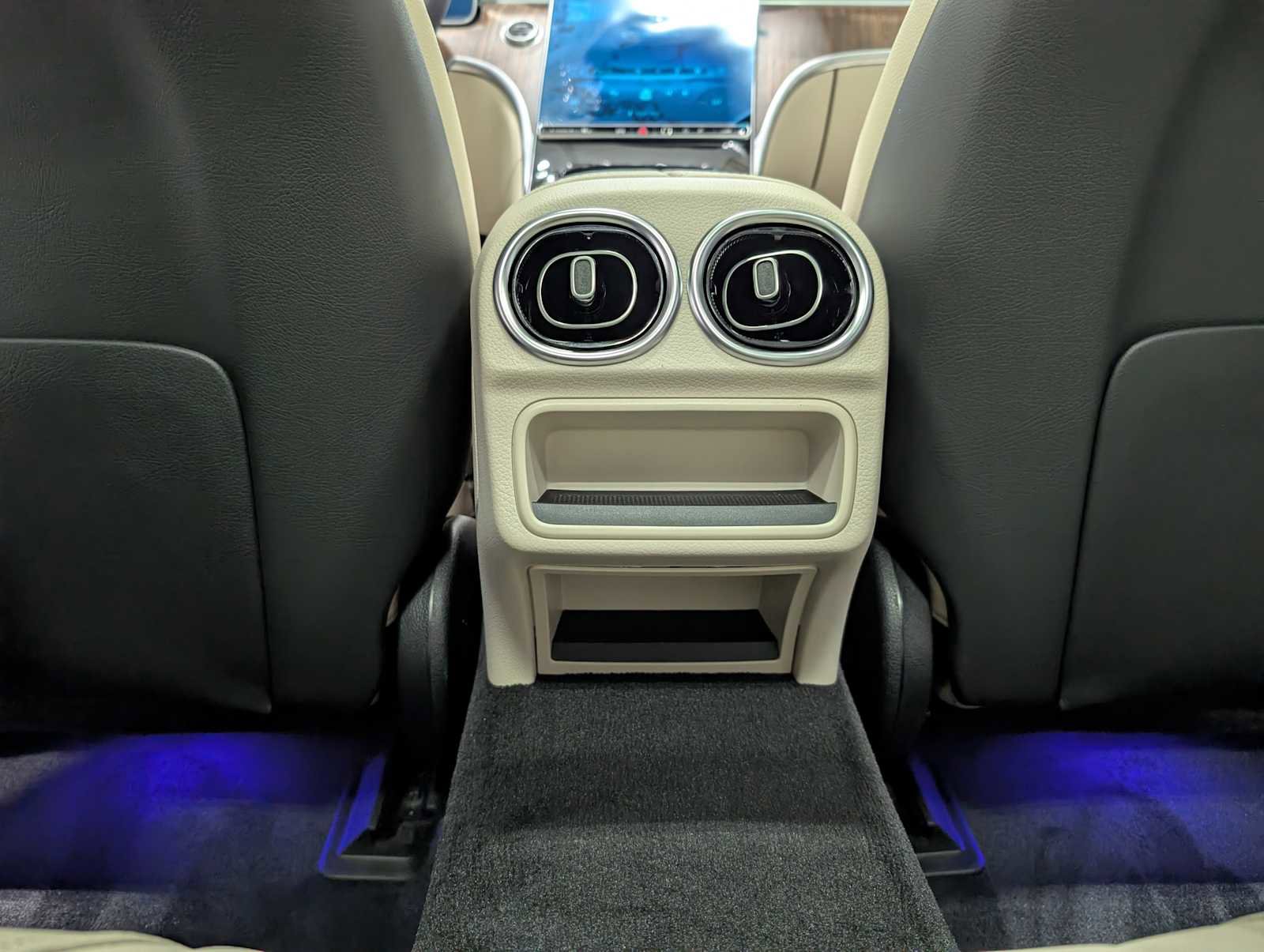 New 2026 Mercedes-Benz C 300 4MATIC Sedan image 20