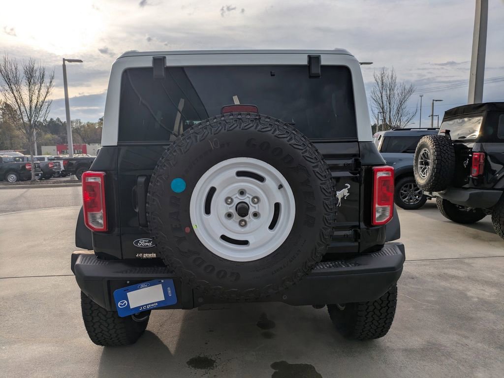 New 2026 Ford Bronco Heritage Edition image 5