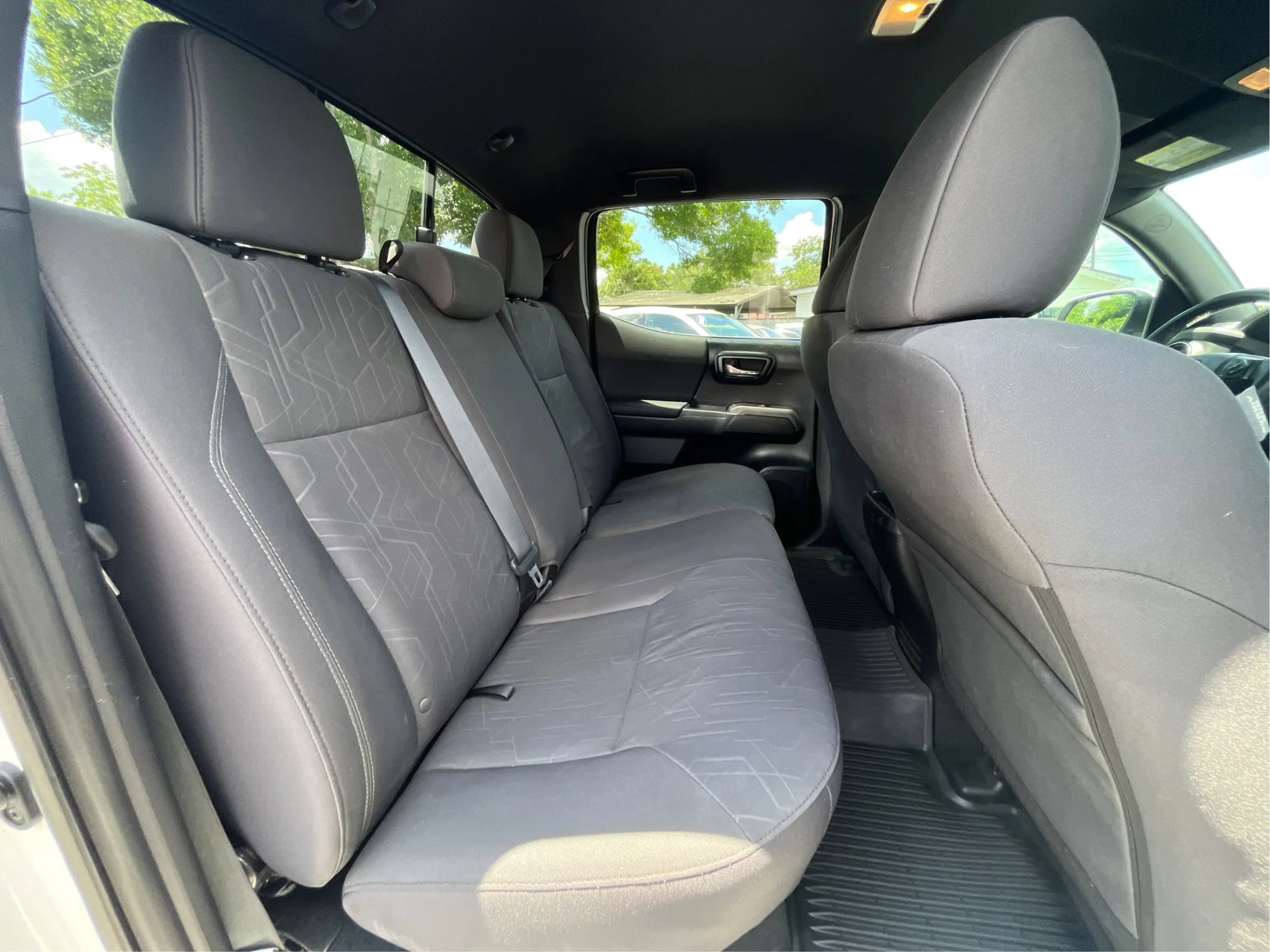 Used 2016 Toyota Tacoma TRD Sport w/ Towing Package RWD image 22