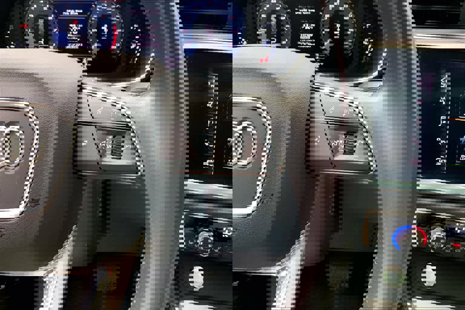 Used 2020 Audi Q3 2.0T Premium w/ Convenience Package image 26