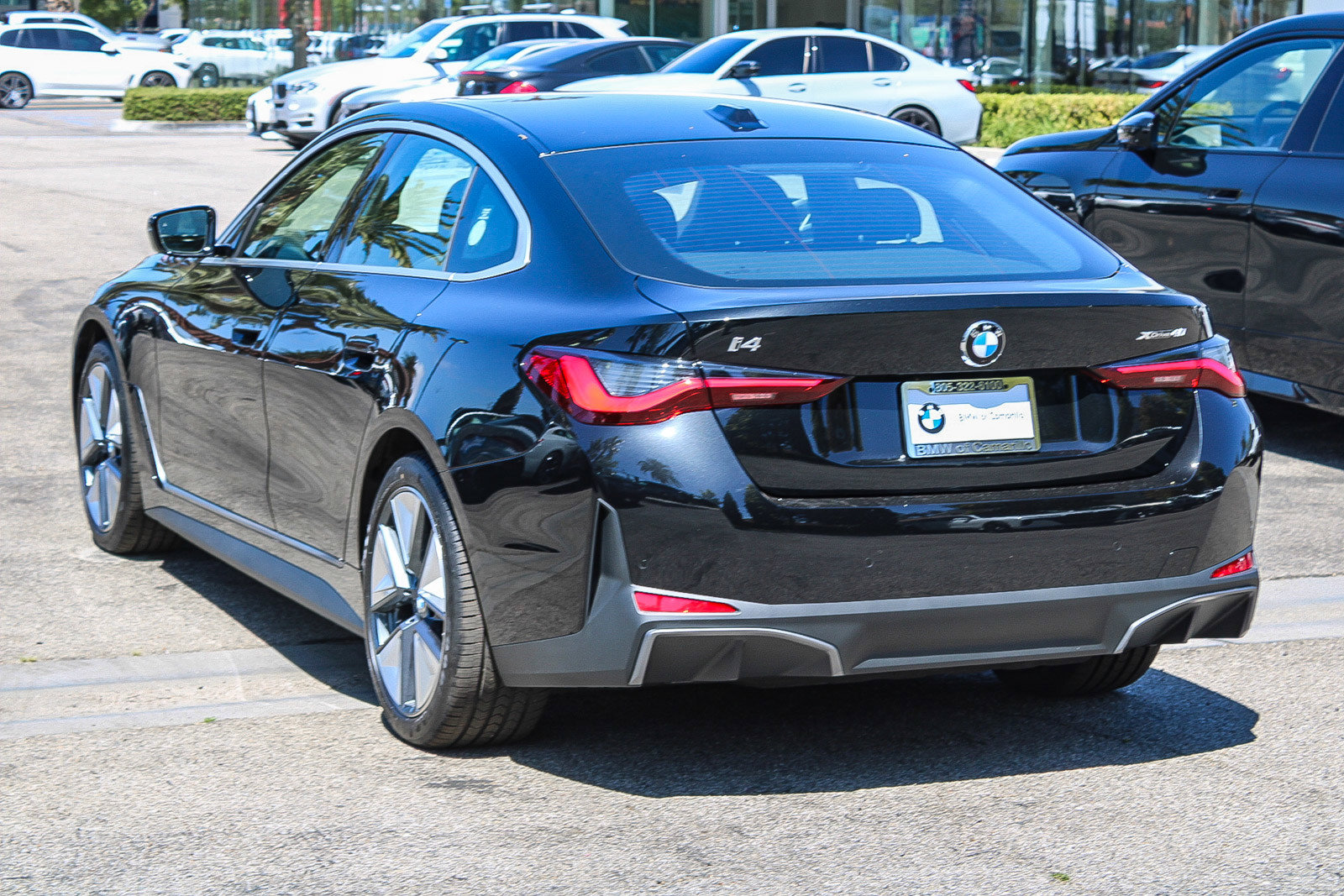 New 2026 BMW i4 xDrive40i w/ Premium Package AWD/4WD image 4