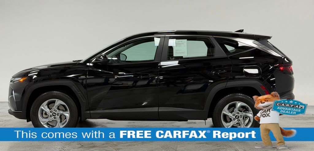 Used 2023 Hyundai Tucson SE image 2