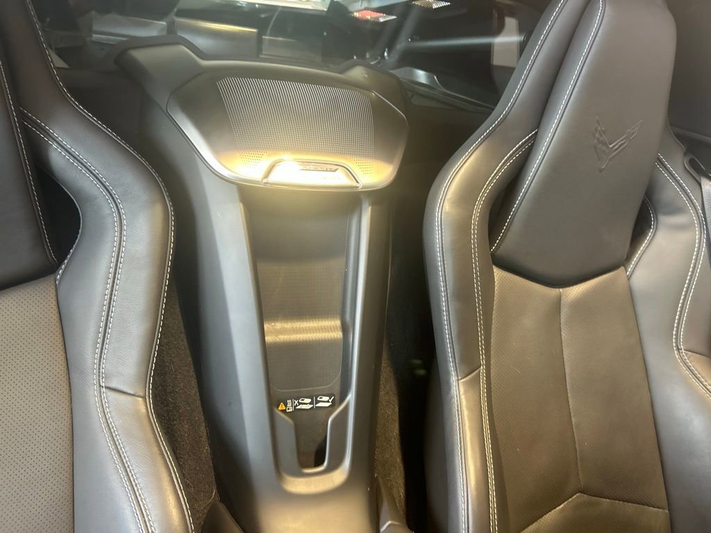 Used 2024 Chevrolet Corvette Stingray Preferred Cpe w/ Z51 Performance Package image 30