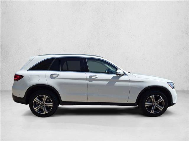 Used 2022 Mercedes-Benz GLC 300 image 4