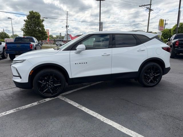 Certified 2023 Chevrolet Blazer LT w/ Driver Confidence Package FWD image 4