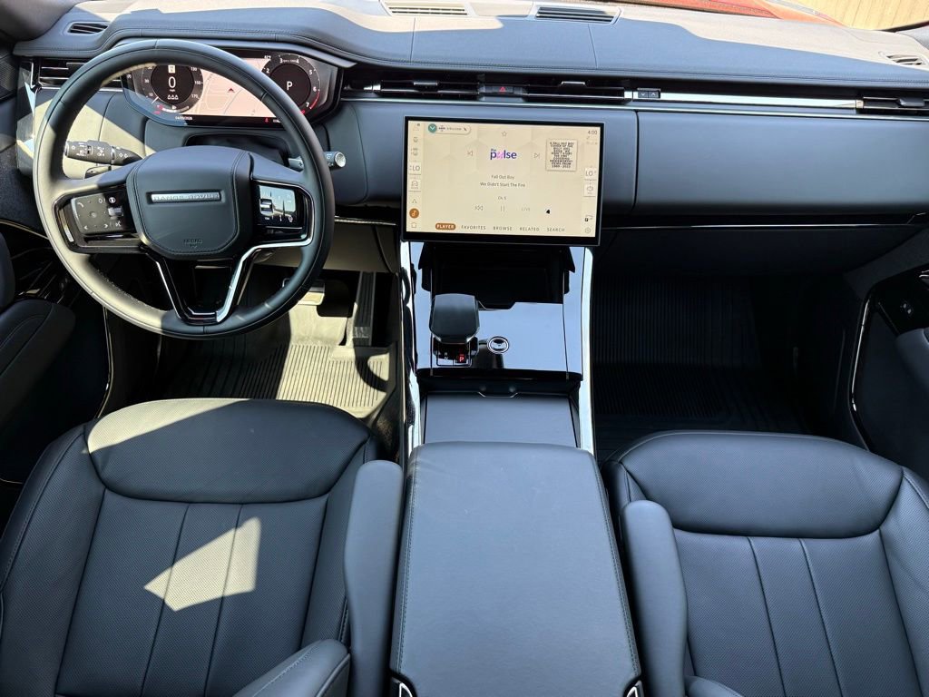 Certified 2025 Land Rover Range Rover Sport Dynamic SE image 16