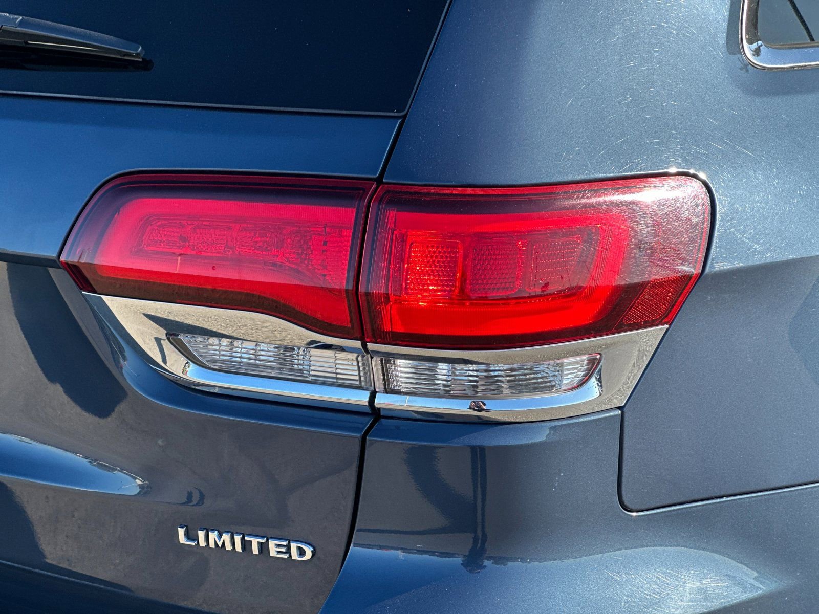 Used 2021 Jeep Grand Cherokee Limited image 25