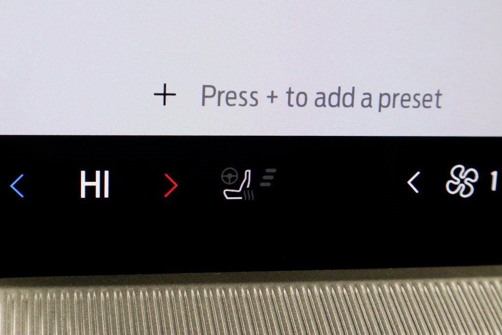 Certified 2025 Ford Explorer ST-Line w/ ST-Line Street Pack image 4