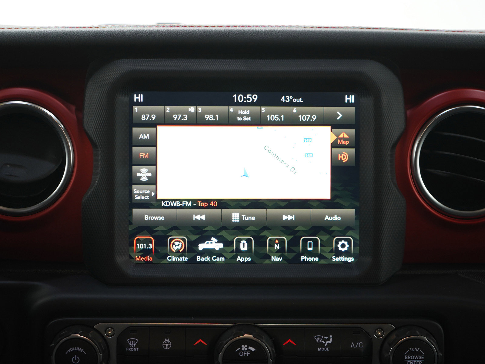 Used 2020 Jeep Gladiator Rubicon w/ Dual Top Group AWD/4WD image 18