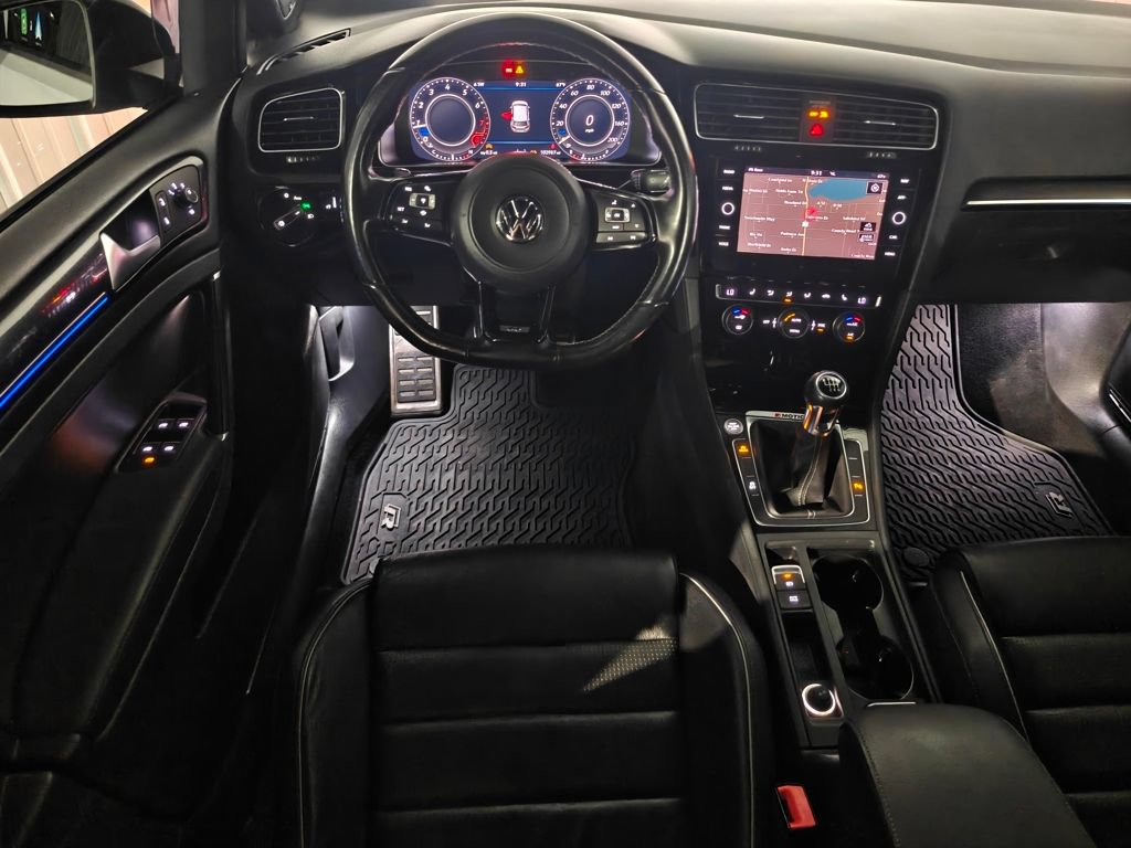 Used 2019 Volkswagen Golf R 4-Door AWD/4WD image 5