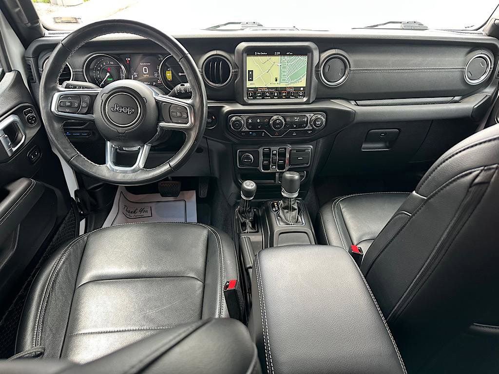 Used 2023 Jeep Wrangler Unlimited Sahara w/ Cold Weather Group AWD/4WD image 20