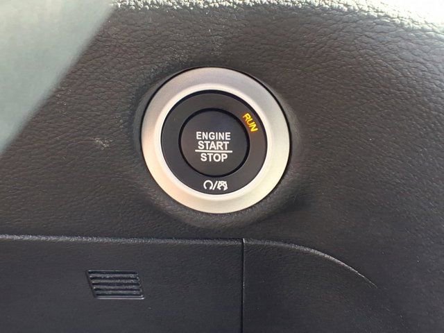 Used 2024 Chrysler Pacifica Touring-L w/ S Appearance Package image 17