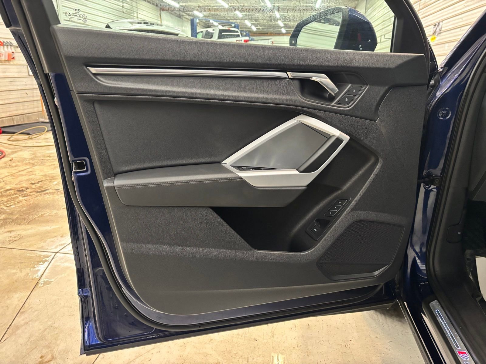 Used 2022 Audi Q3 2.0T Premium Plus image 11