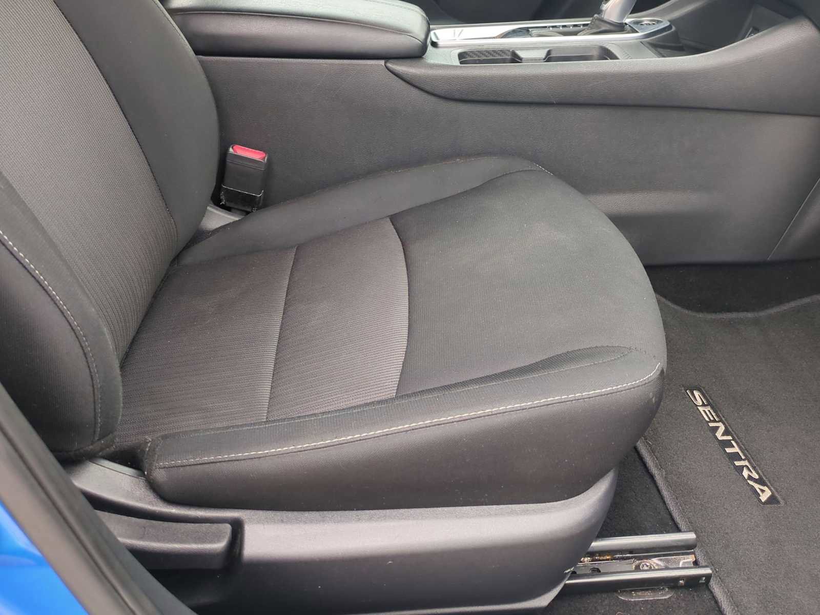 Used 2024 Nissan Sentra SV FWD image 26