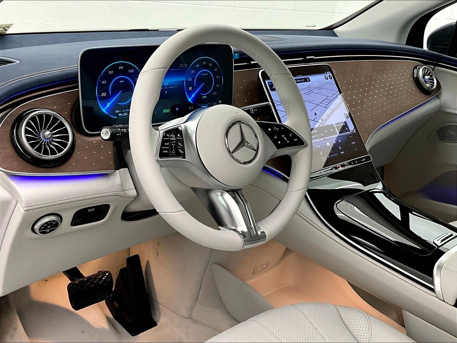 New 2027 Mercedes-Benz EQE 320+ SUV image 6