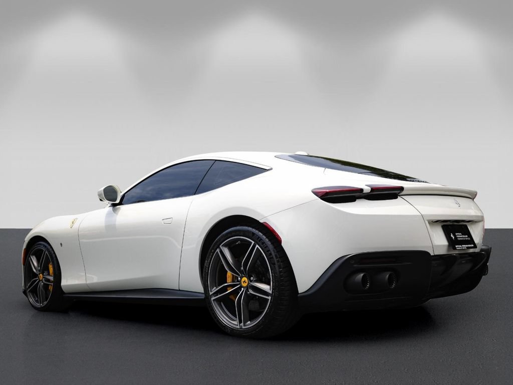 Certified 2021 Ferrari Roma RWD image 5