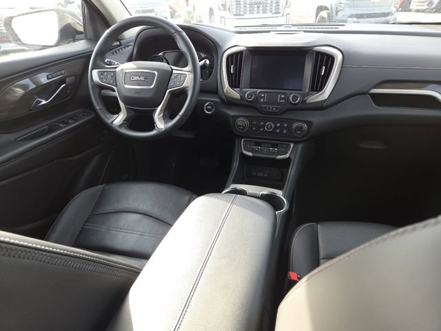 Used 2023 GMC Terrain Denali image 32