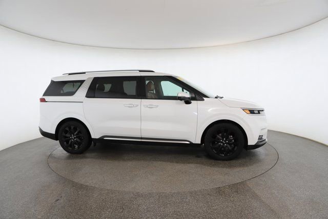 Used 2024 Kia Carnival SX image 23