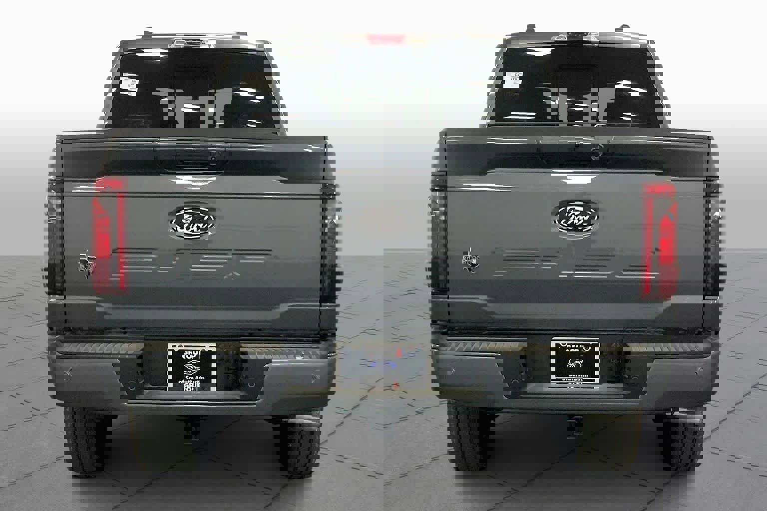 New 2026 Ford F150 XLT w/ Equipment Group 302A MID image 4