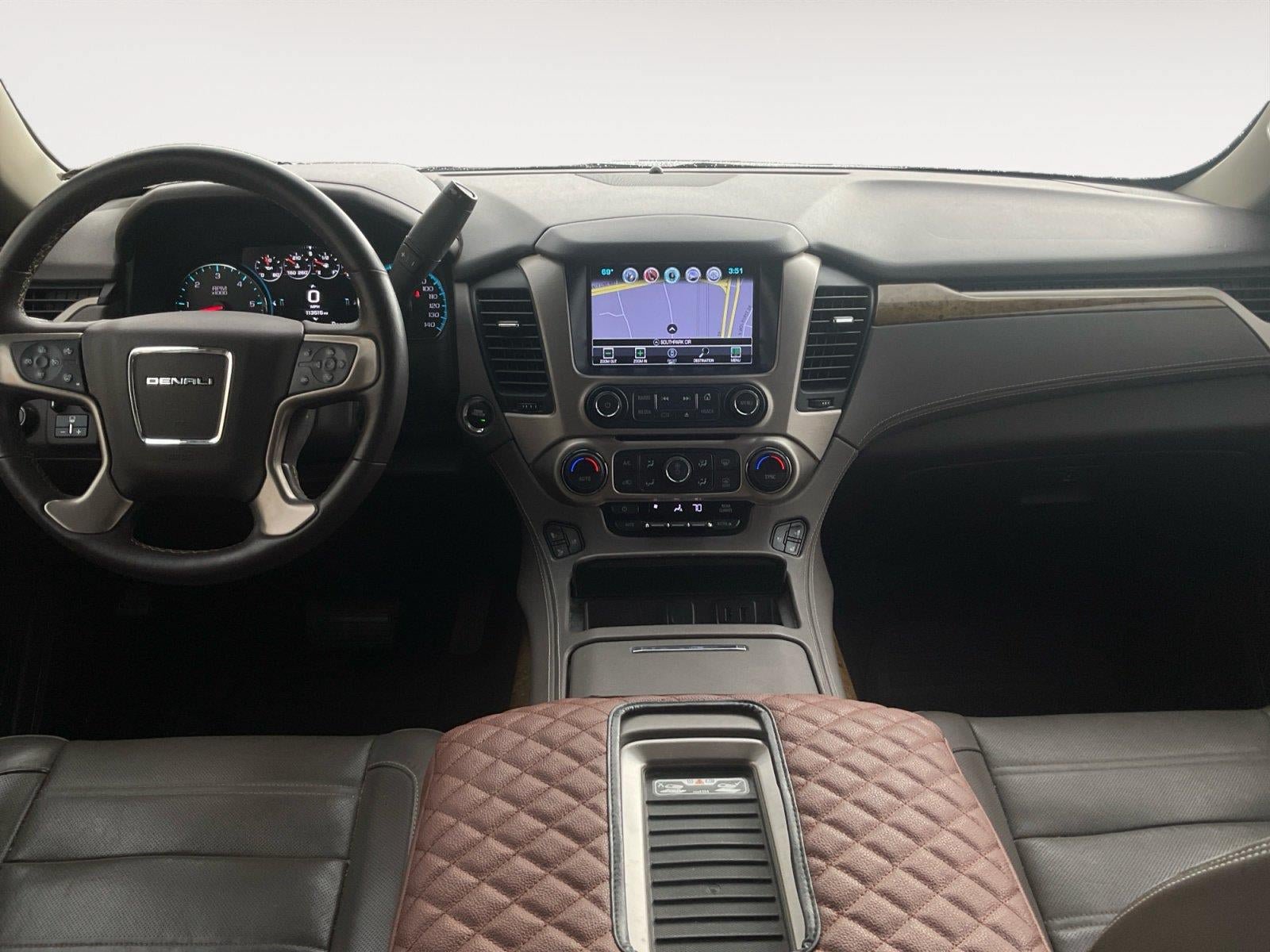Used 2017 GMC Yukon Denali w/ Open Road Package AWD/4WD image 10
