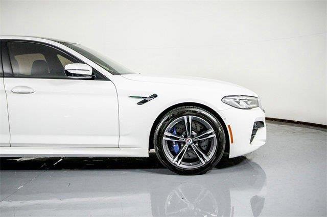 Used 2023 BMW M5 w/ Executive Package image 9