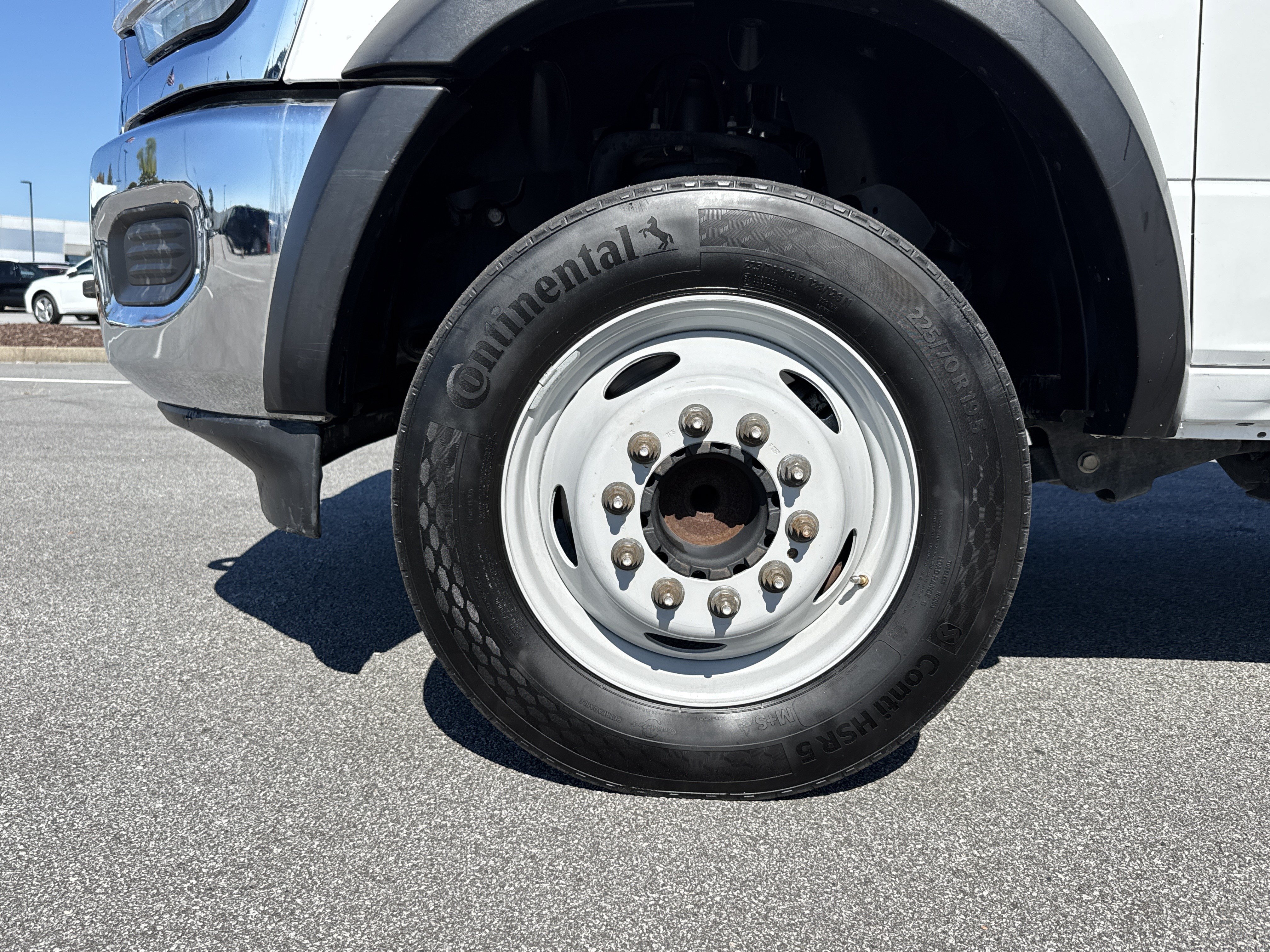 Used 2020 RAM 4500 Tradesman w/ Chrome Appearance Group RWD image 13