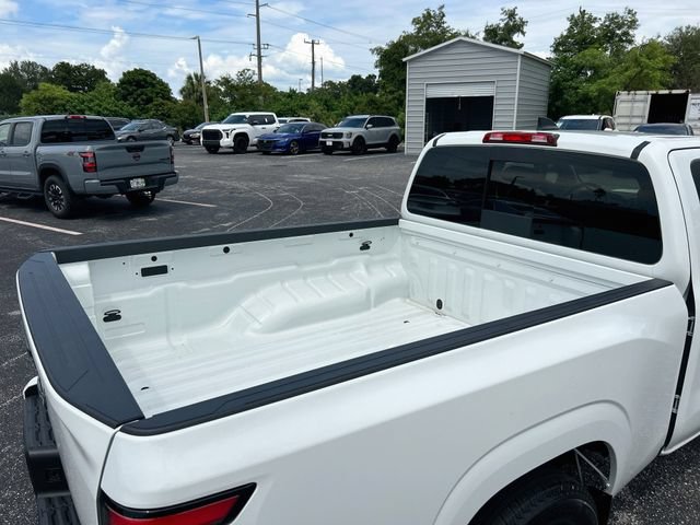Certified 2025 Nissan Frontier SV RWD image 19
