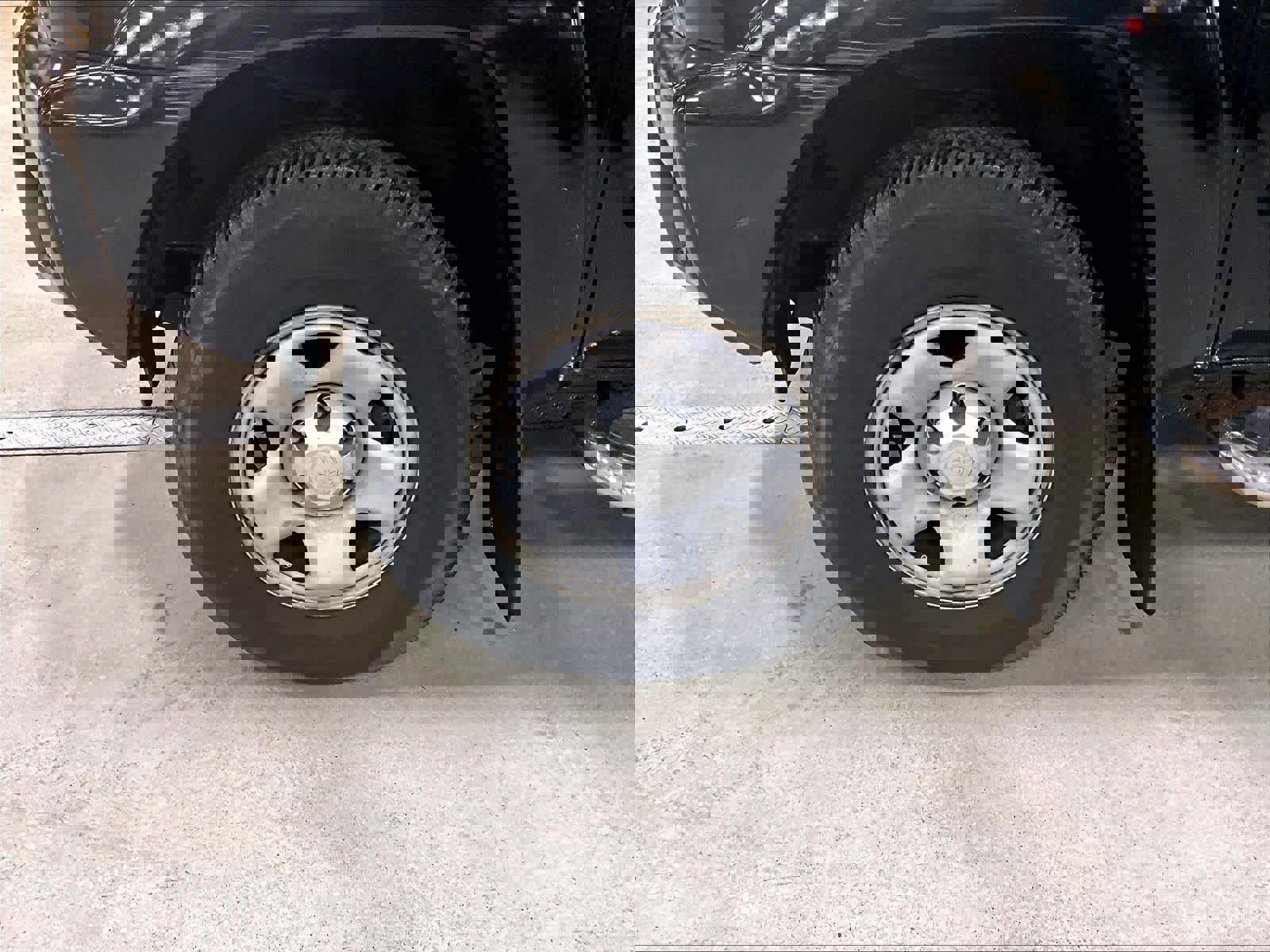 Used 2013 Toyota Tacoma 4x4 Double Cab image 4