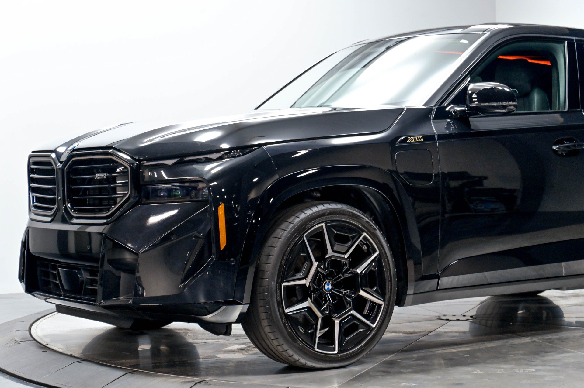 Used 2023 BMW XM AWD/4WD image 4