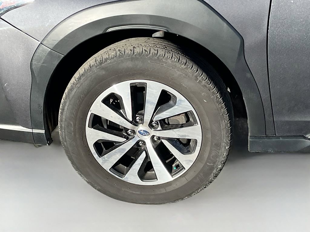 Used 2023 Subaru Outback Limited image 33