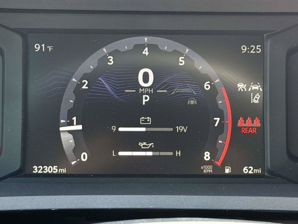Used 2024 Toyota Tacoma SR5 AWD/4WD image 10