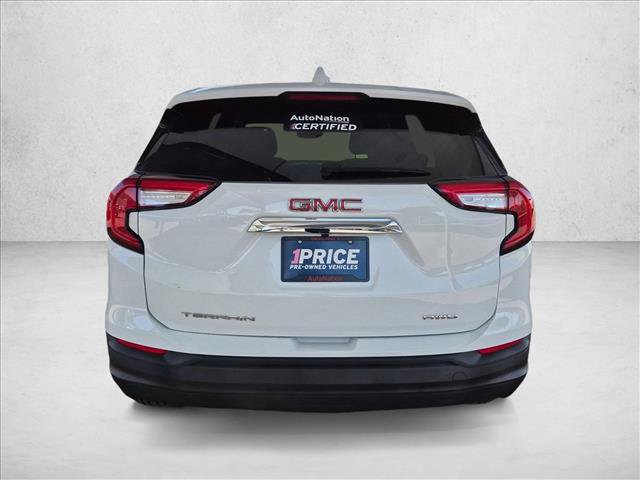 Used 2024 GMC Terrain SLE AWD/4WD image 7