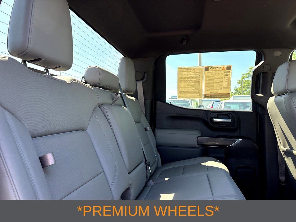 Used 2020 Chevrolet Silverado 1500 LTZ w/ Max Trailering Package AWD/4WD image 9