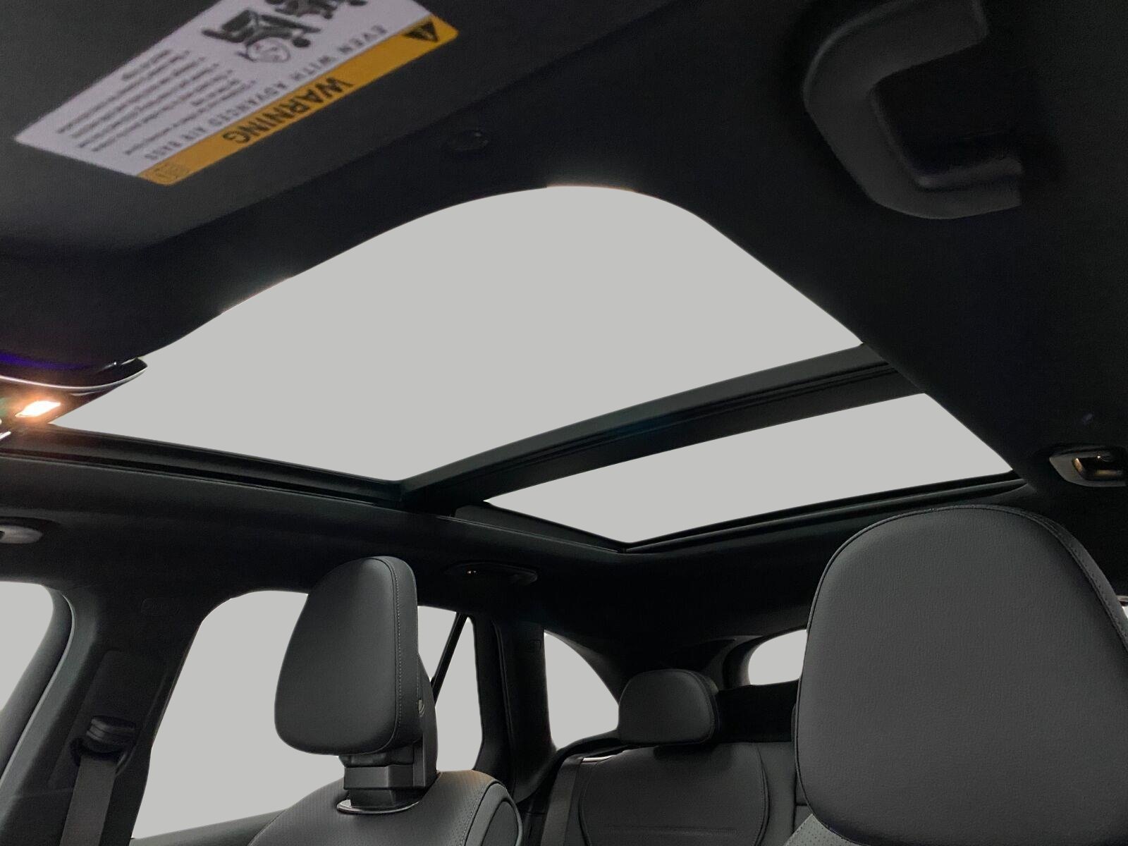 Certified 2026 Mercedes-Benz GLC 300 4MATIC image 31