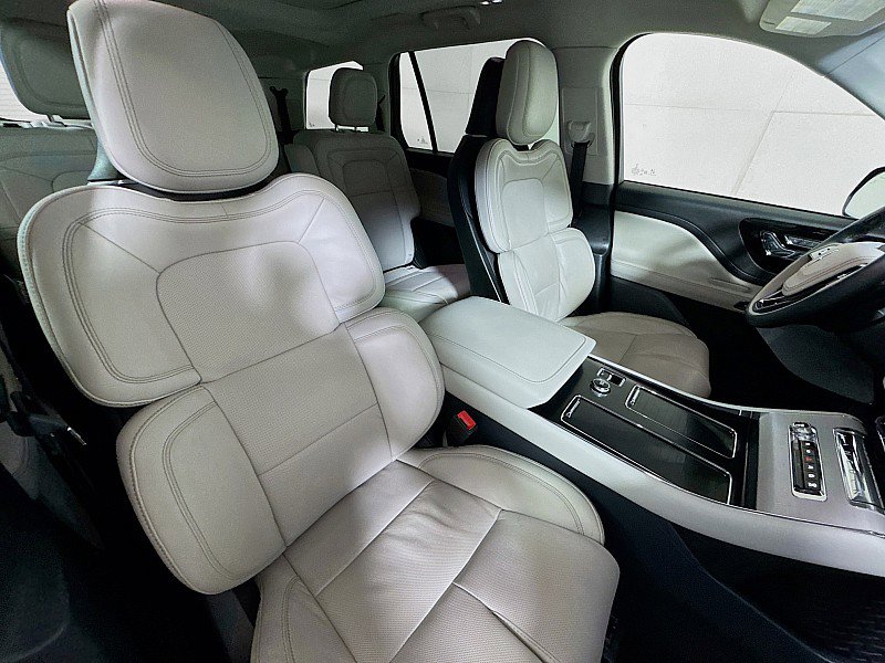 Used 2025 Lincoln Aviator Reserve w/ Equipment Group 201A image 31