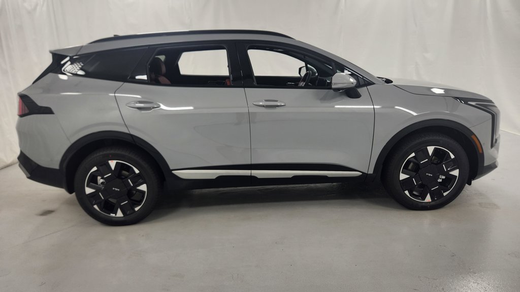 New 2026 Kia Sportage SX AWD/4WD image 2