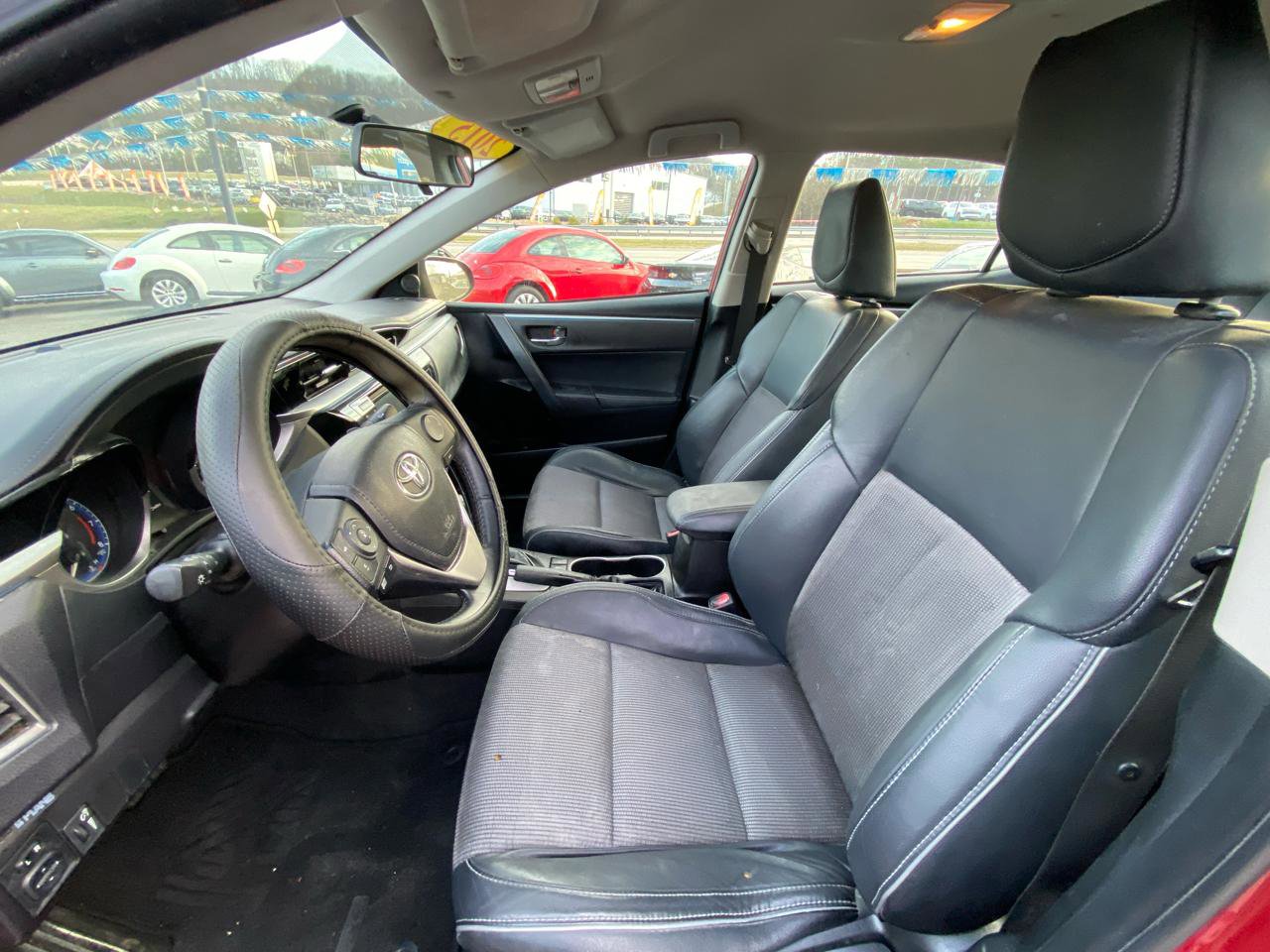 Used 2015 Toyota Corolla S image 11