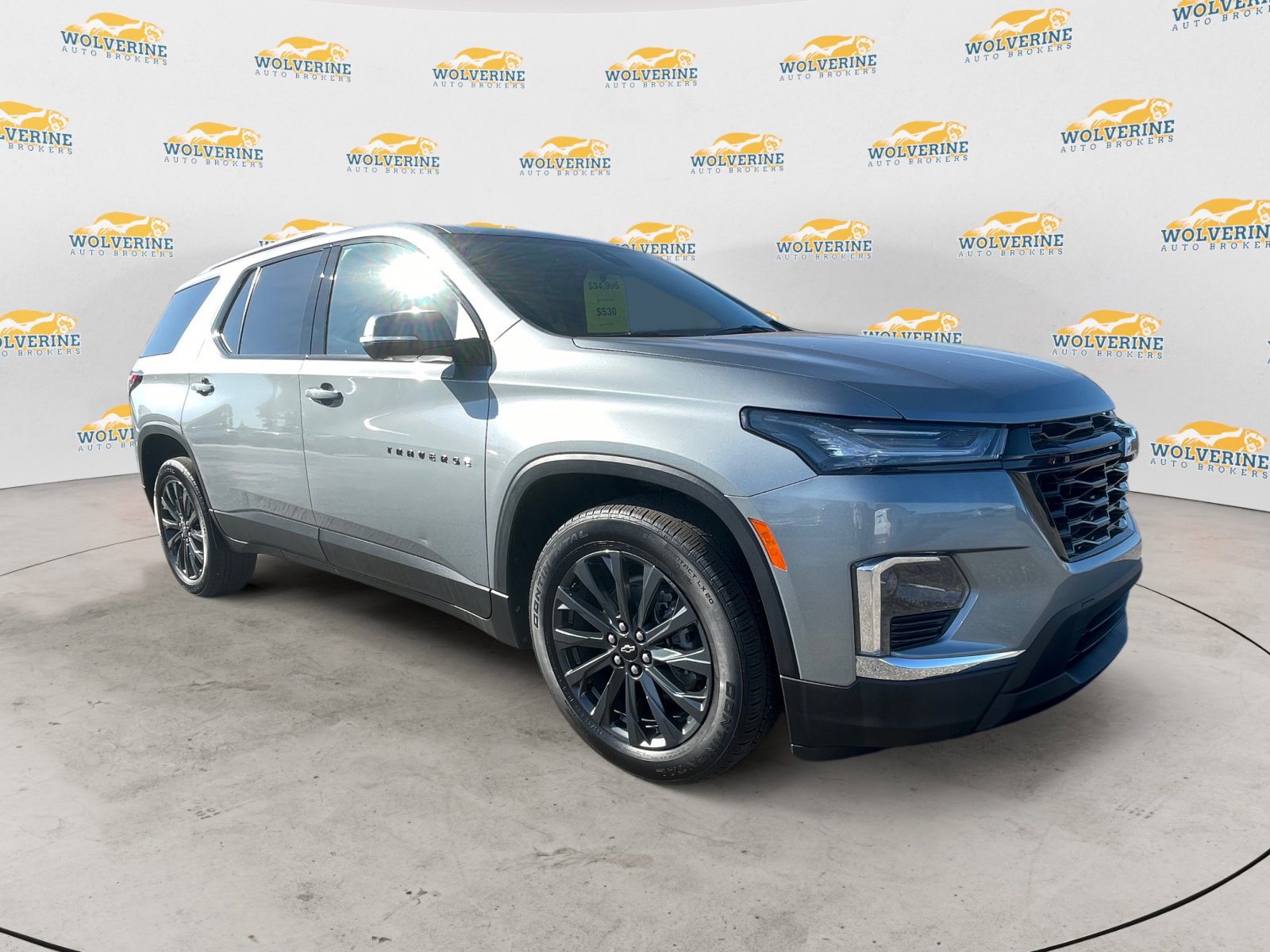 Used 2023 Chevrolet Traverse RS image 7