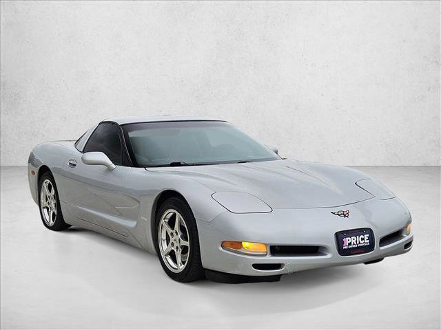 Used 2000 Chevrolet Corvette Coupe w/ Roof Pkg RWD image 3
