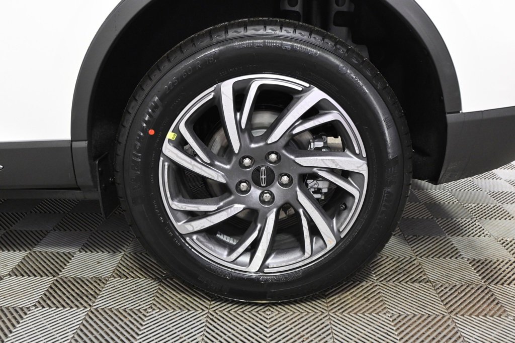 New 2026 Lincoln Corsair Premiere image 20