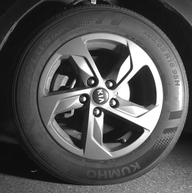 Used 2021 Kia K5 LXS image 25