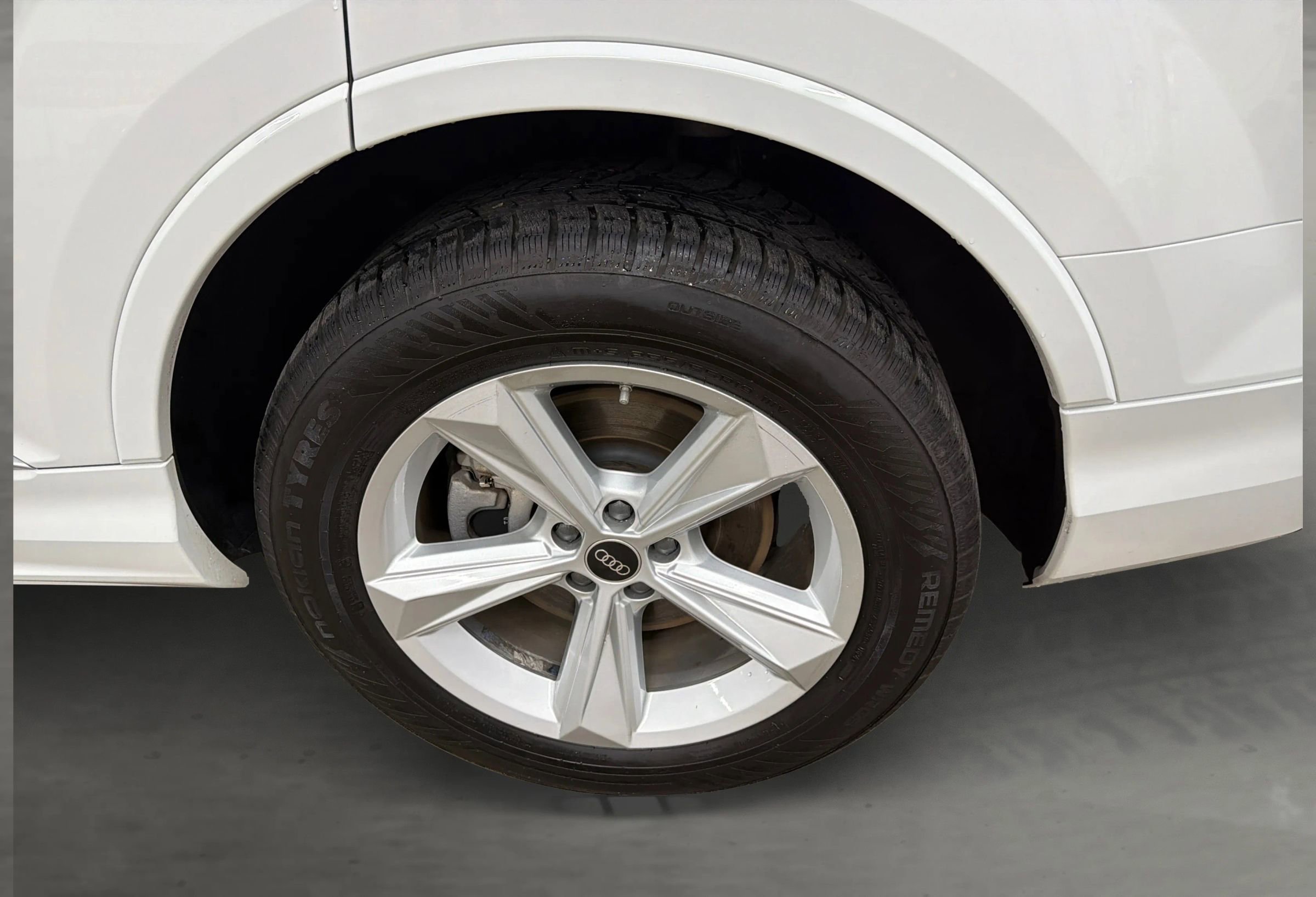 Used 2022 Audi Q7 3.0T Premium image 16