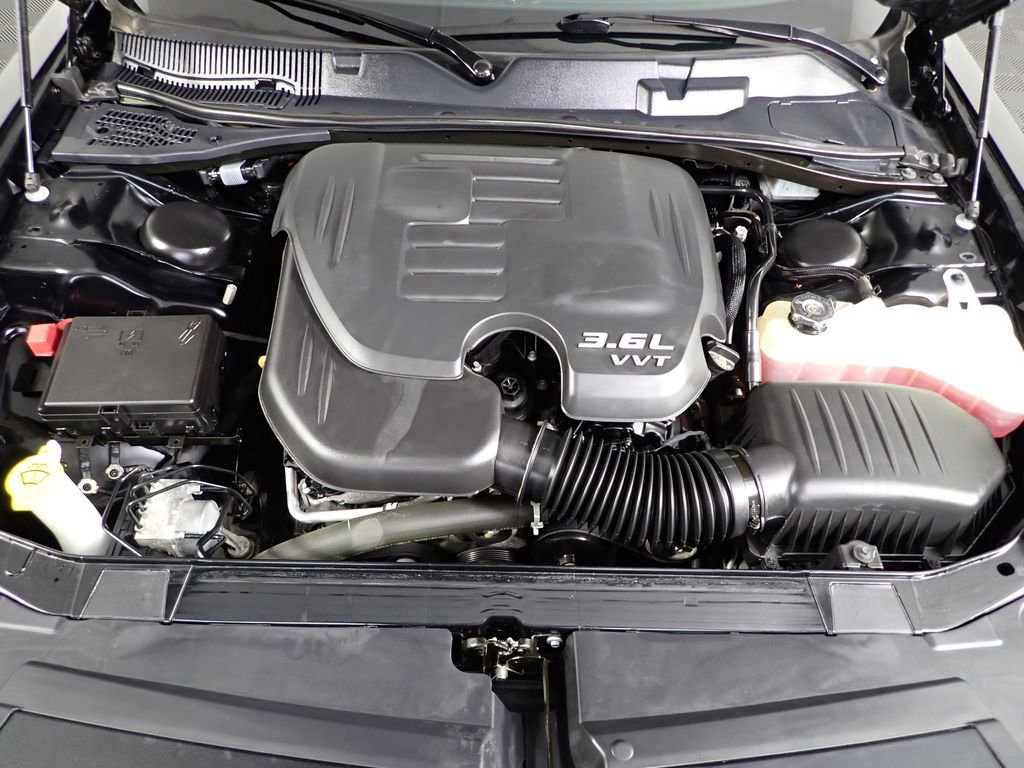 Used 2018 Dodge Challenger GT image 10