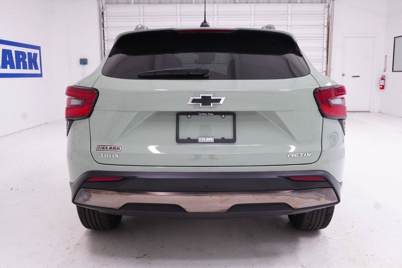 Used 2026 Chevrolet Trax ACTIV w/ Driver Confidence Package FWD image 27