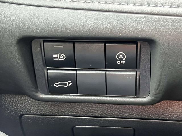 Used 2023 Toyota Highlander XLE AWD/4WD image 22