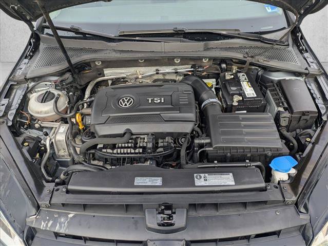 Used 2017 Volkswagen Golf S FWD image 21