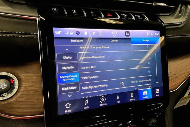 Used 2024 Jeep Grand Cherokee L Summit w/ Advanced Protech Group IV image 36