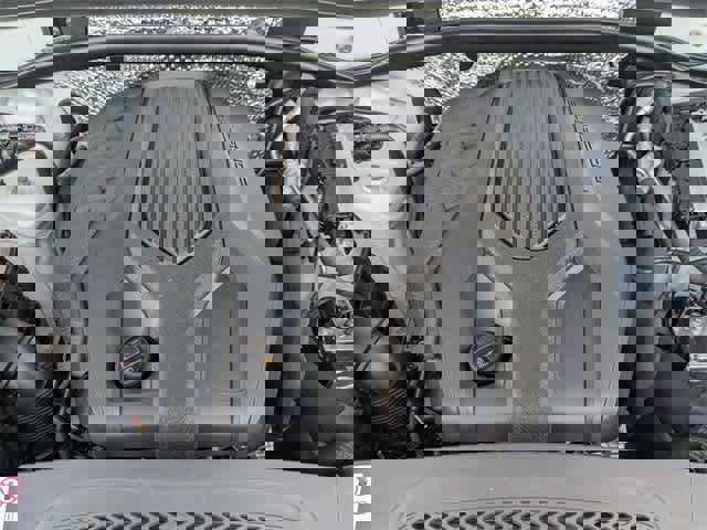 Used 2024 Porsche Macan image 15