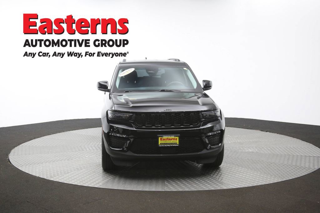 Used 2023 Jeep Grand Cherokee Limited w/ Black Appearance Package AWD/4WD image 53