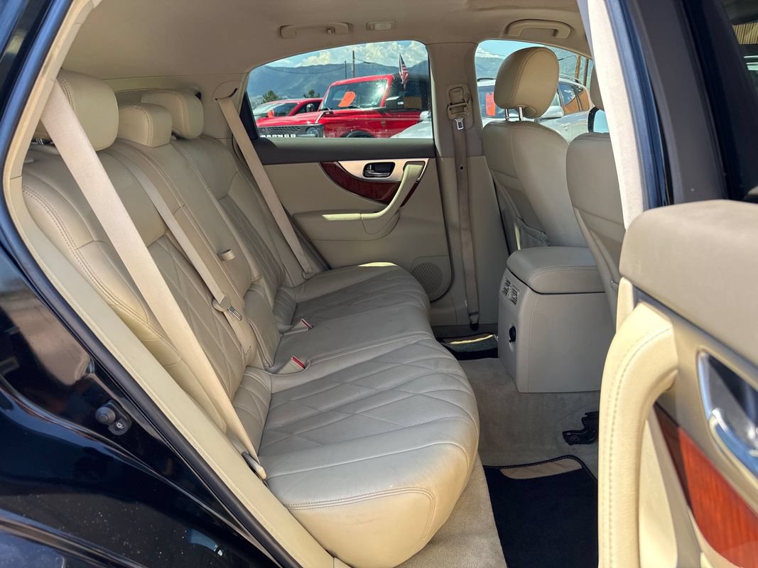Used 2009 INFINITI FX35 AWD w/ Technology Pkg image 17